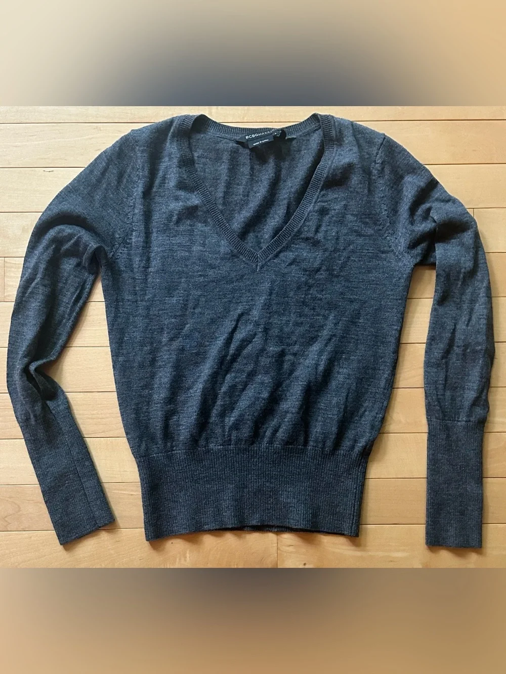 BCBGMaxAzria • 100% merino wool • v-neck sweater • charcoal gray • small